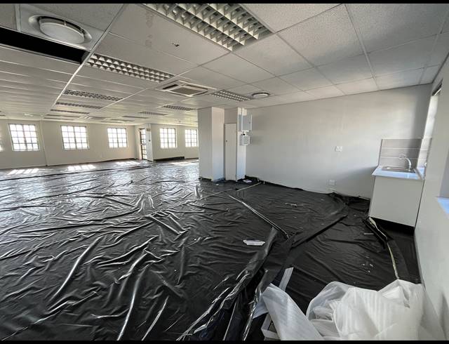 362M² OFFICE TO LET IN CLAREMONT